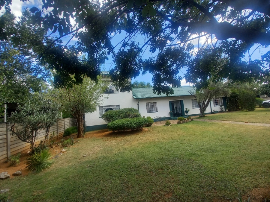 5 Bedroom Property for Sale in Noordhoek Free State